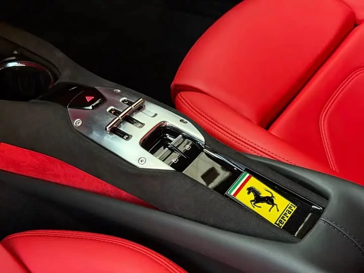 ferrari 296