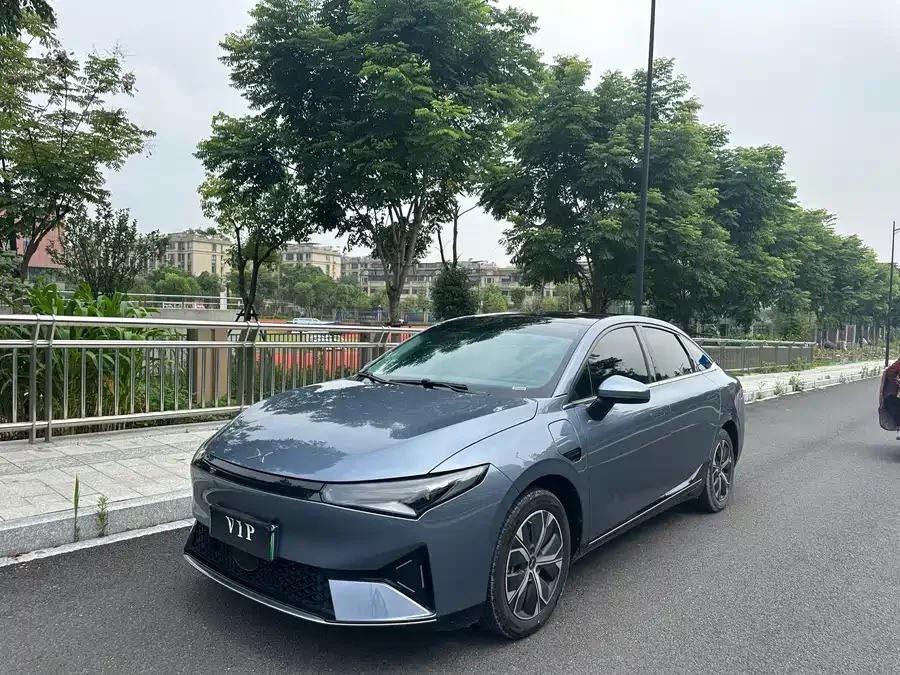 Xpeng P5