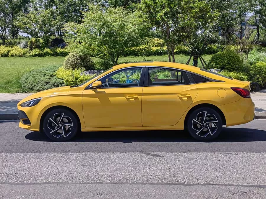 MG 5