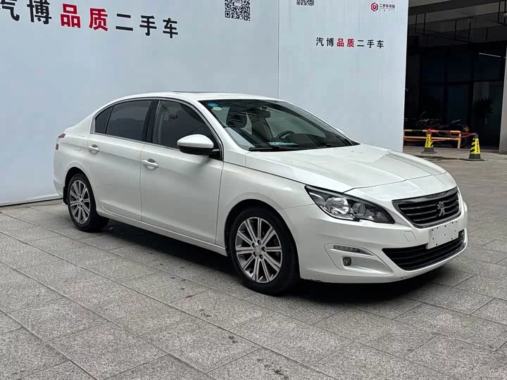 Peugeot 408