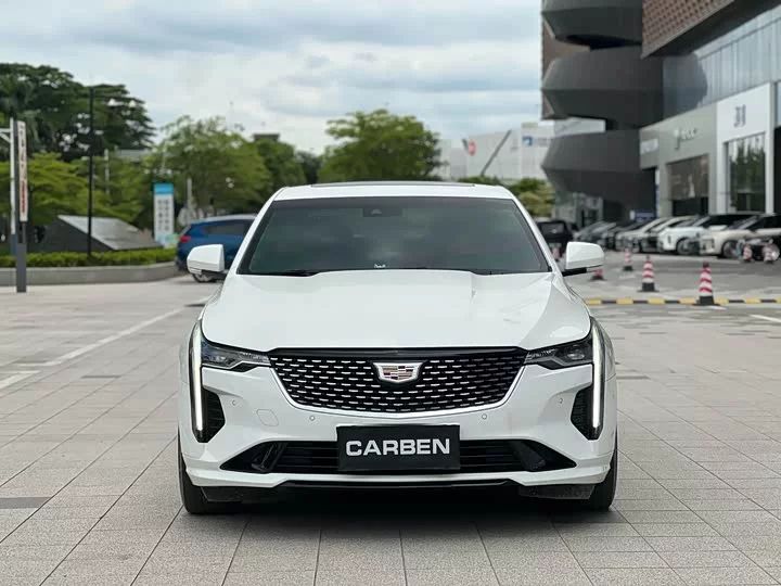 Cadillac CT4