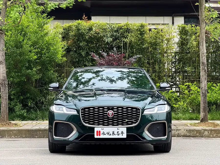 Jaguar XFL