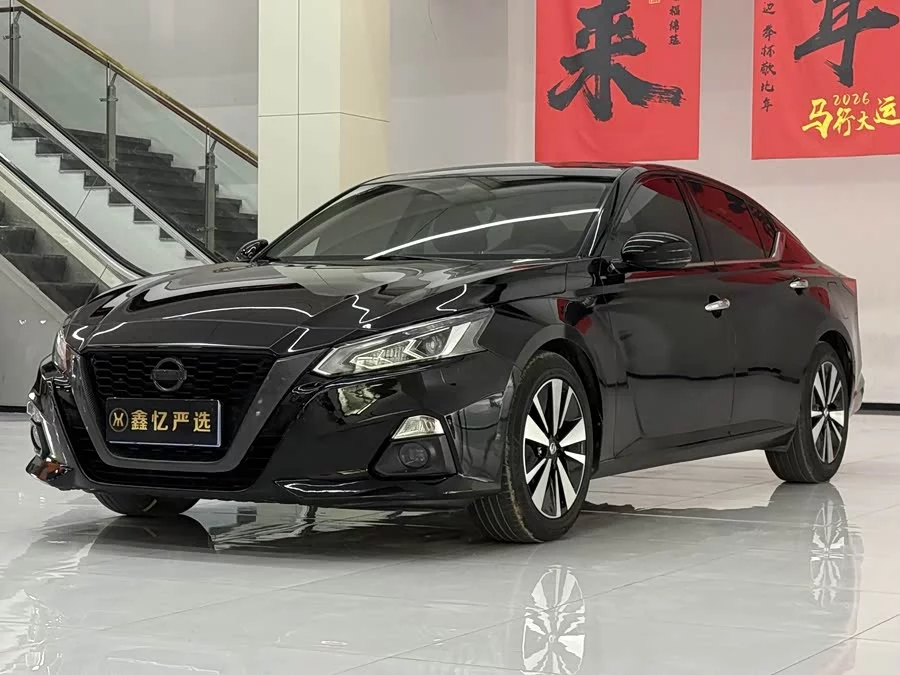 Nissan Teana