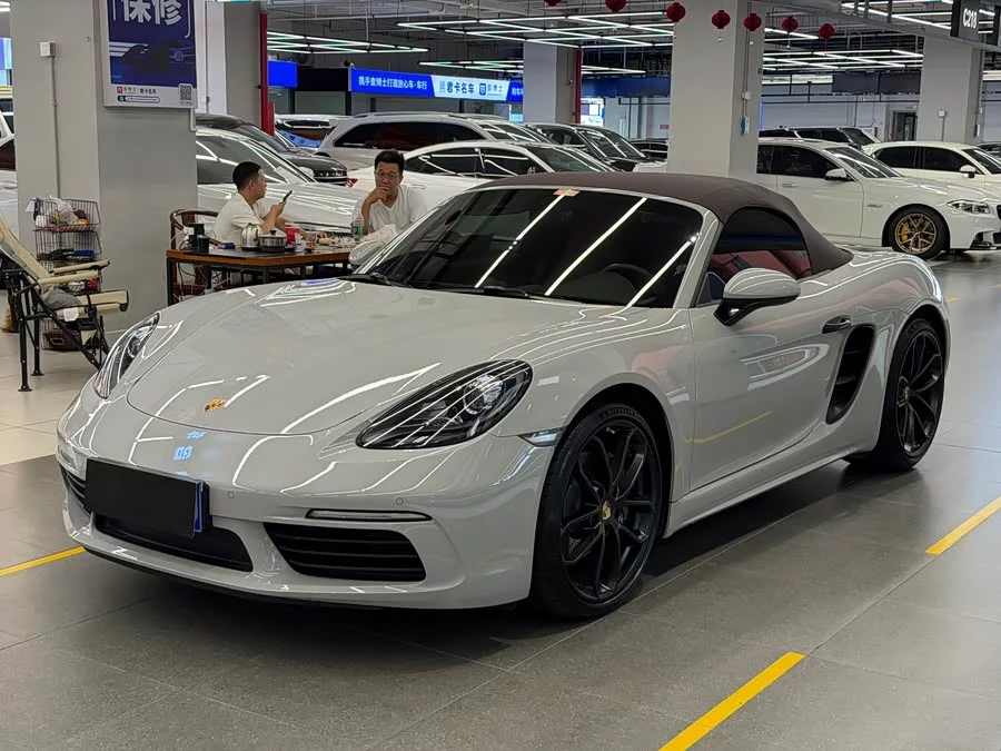 Porsche 718