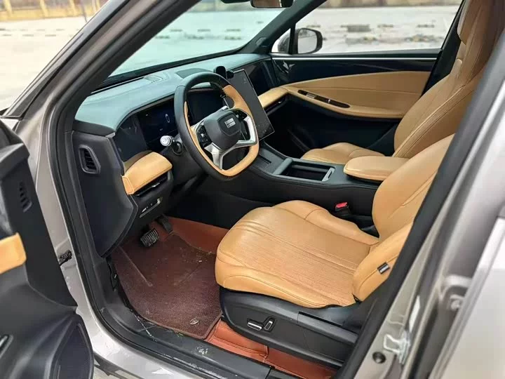 Geely Galaxy L7