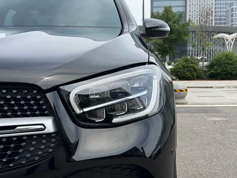 Mercedes Benz GLC