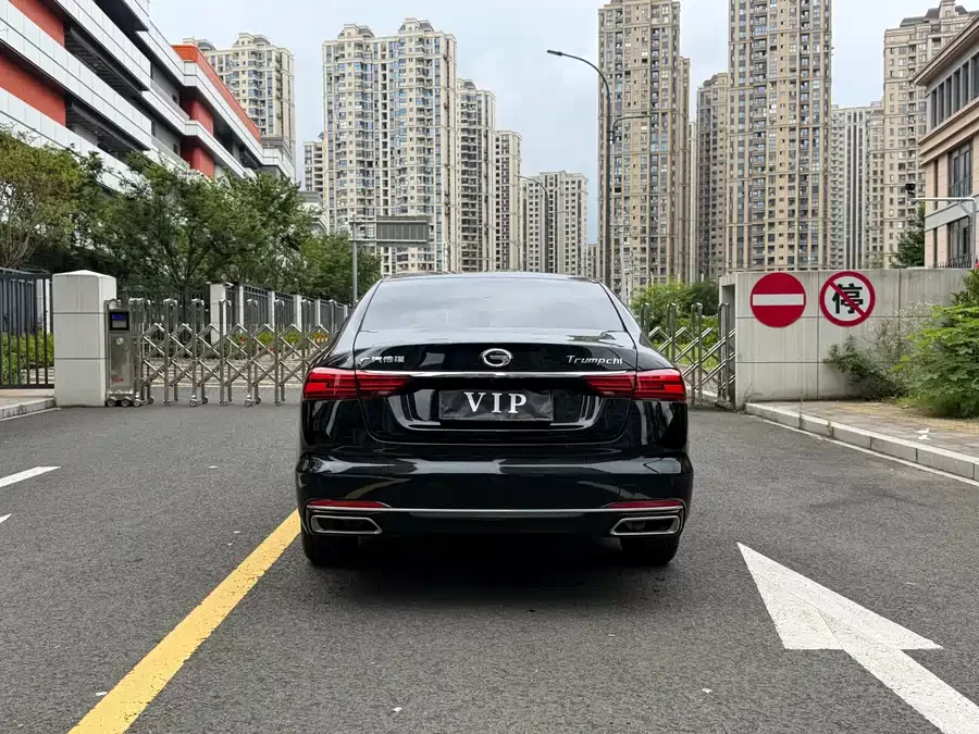 GAC Trumpchi GA8