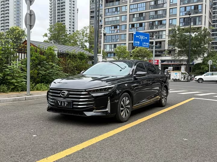 GAC Trumpchi GA8