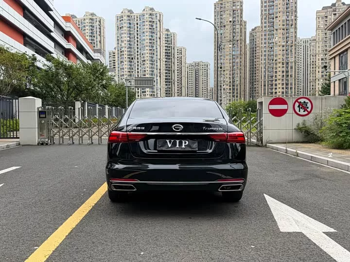 GAC Trumpchi GA8