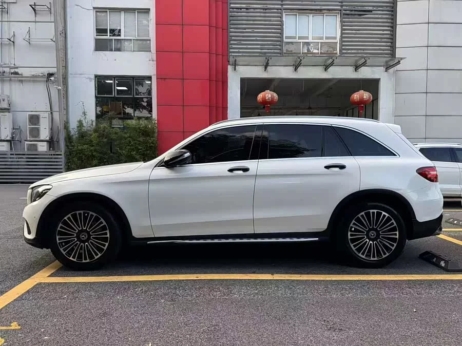 Mercedes Benz GLC