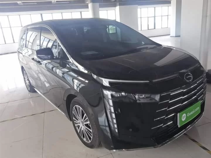 GAC Trumpchi E8 PHEV