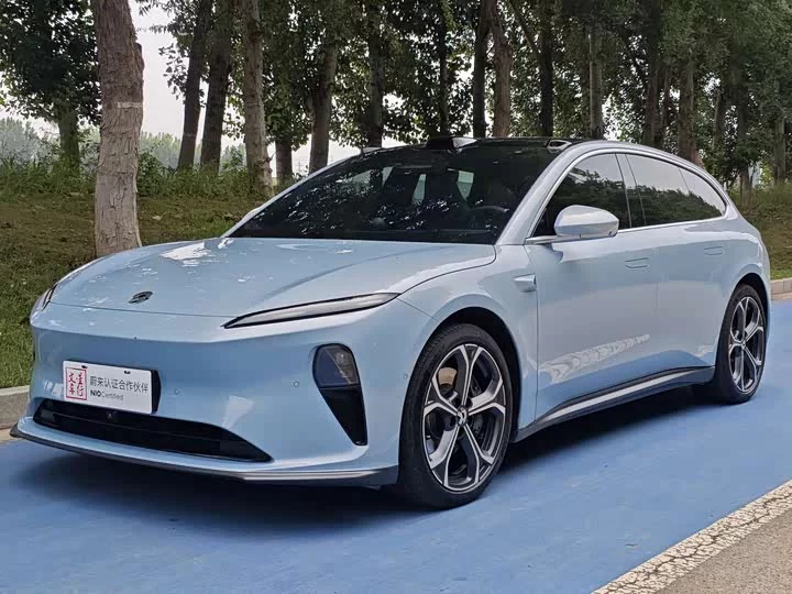 NIO ET5T