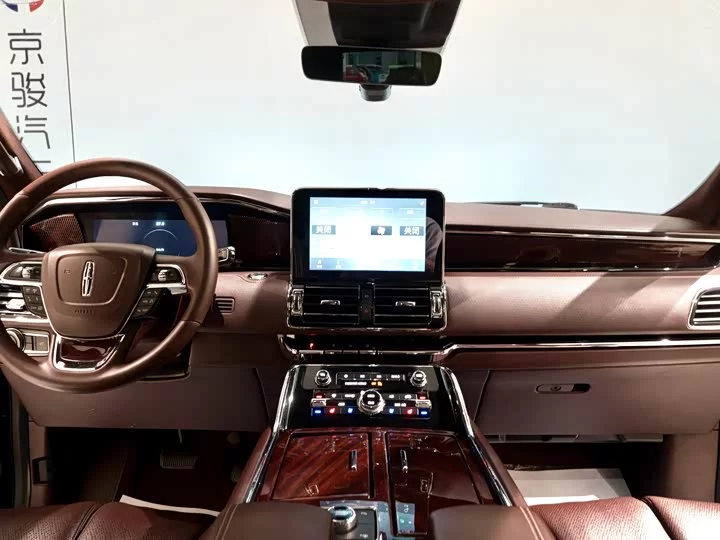 Lincoln pilot