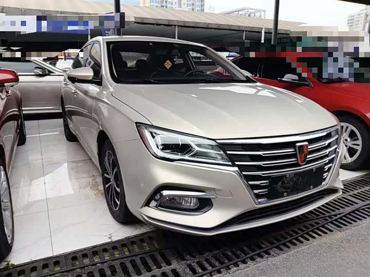 Roewe i5