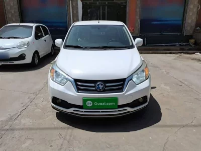 Venucia R50