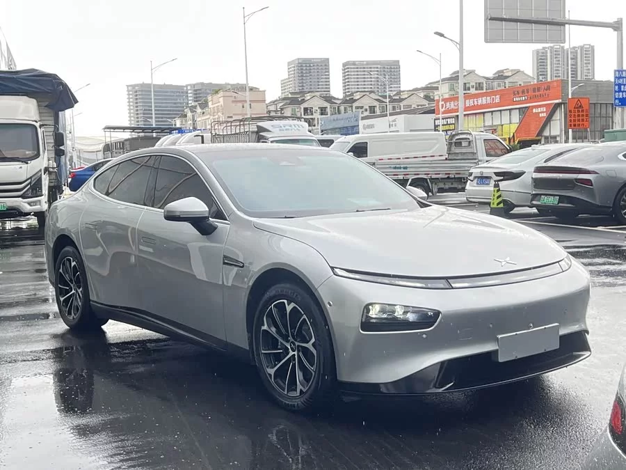 Xpeng P7
