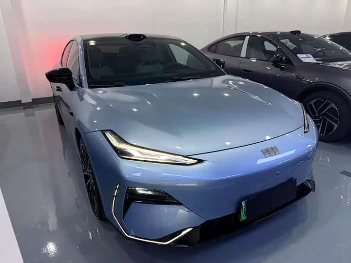 Geely Galaxy E8