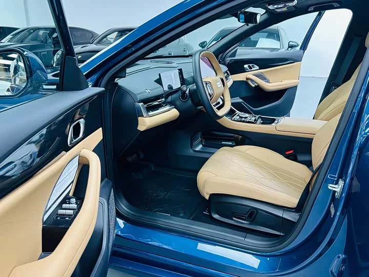 Geely Galaxy A7 EM