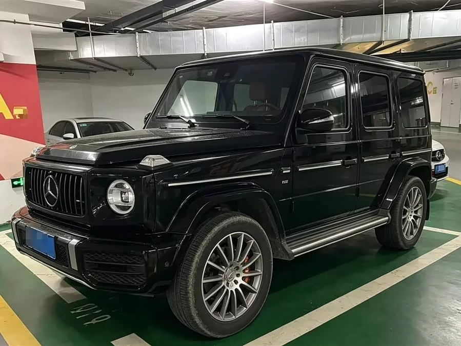 Mercedes Benz G-rated