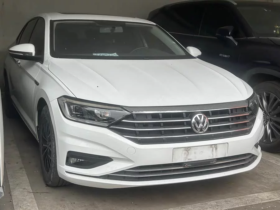 Volkswagen Sagitar