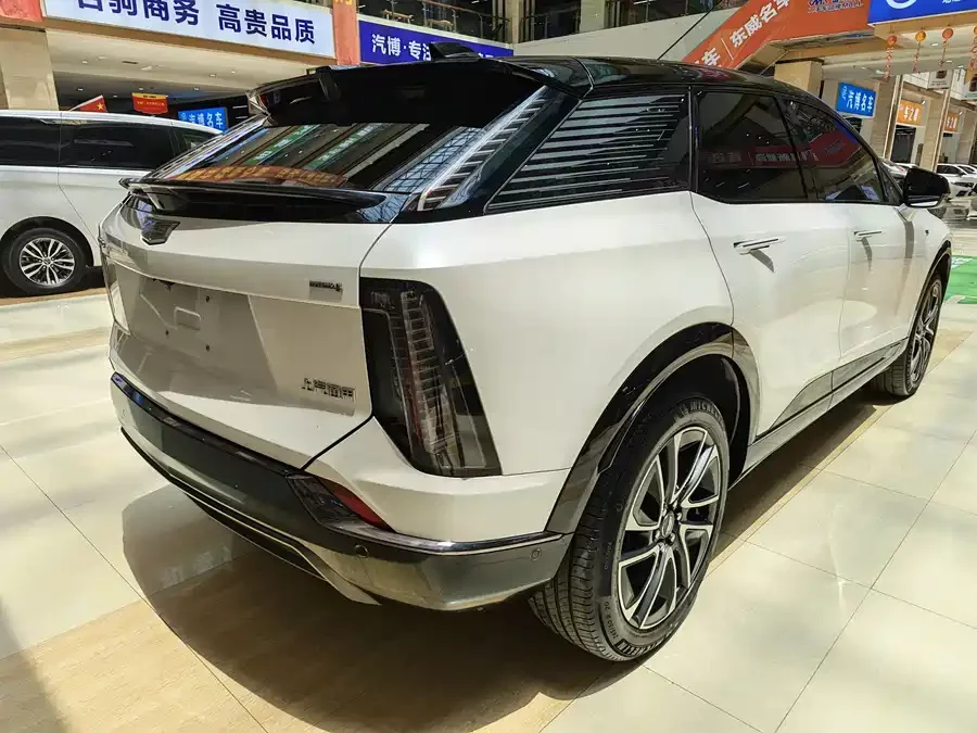 Cadillac IQ