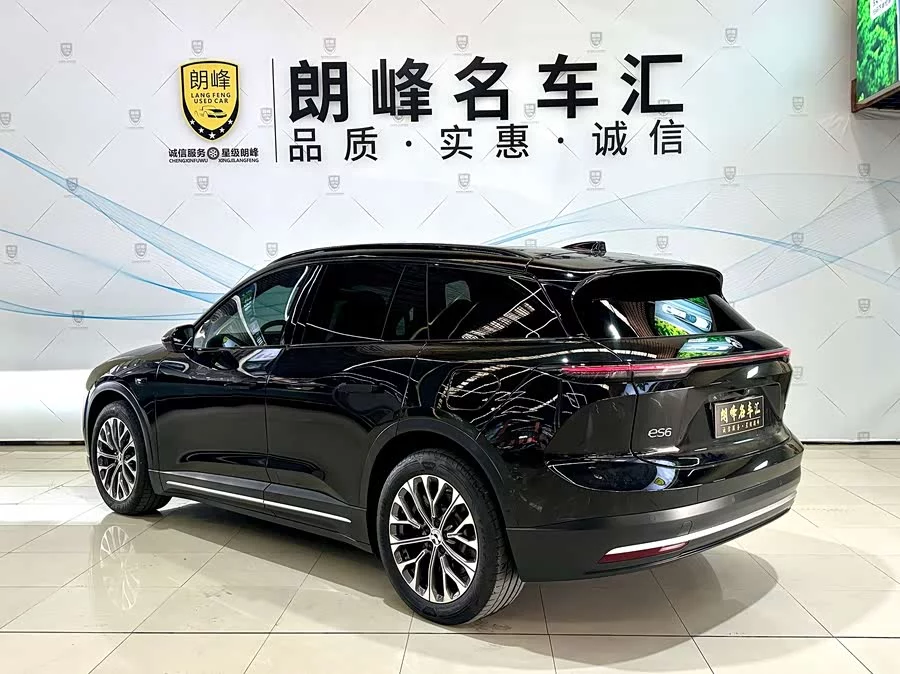 NIO ES6