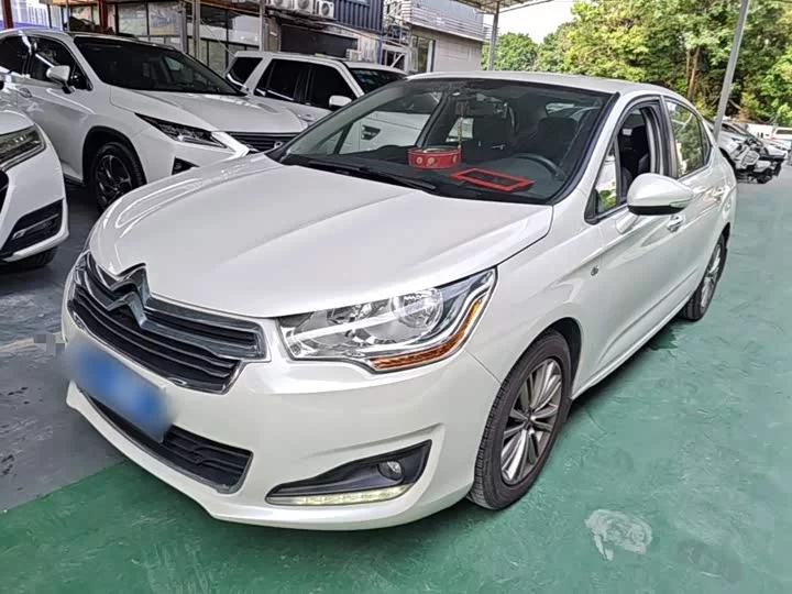Citroën C4L
