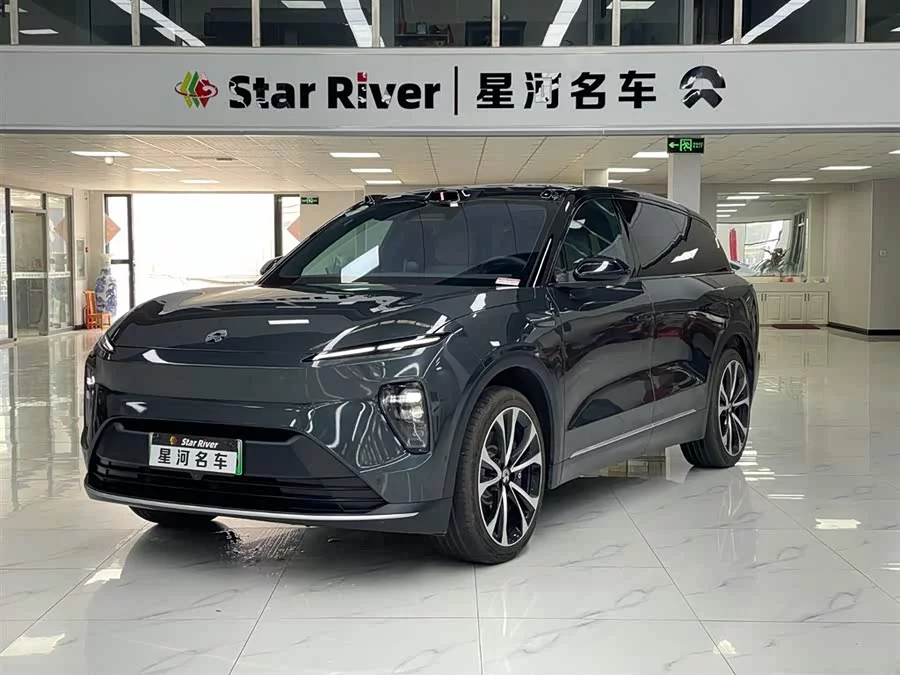 NIO ES8