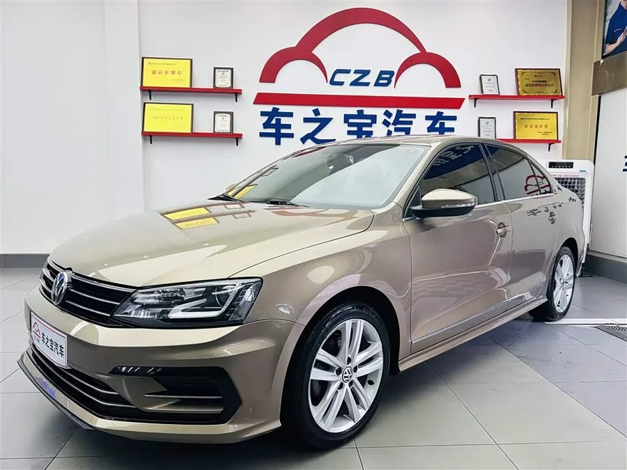 Volkswagen Sagitar