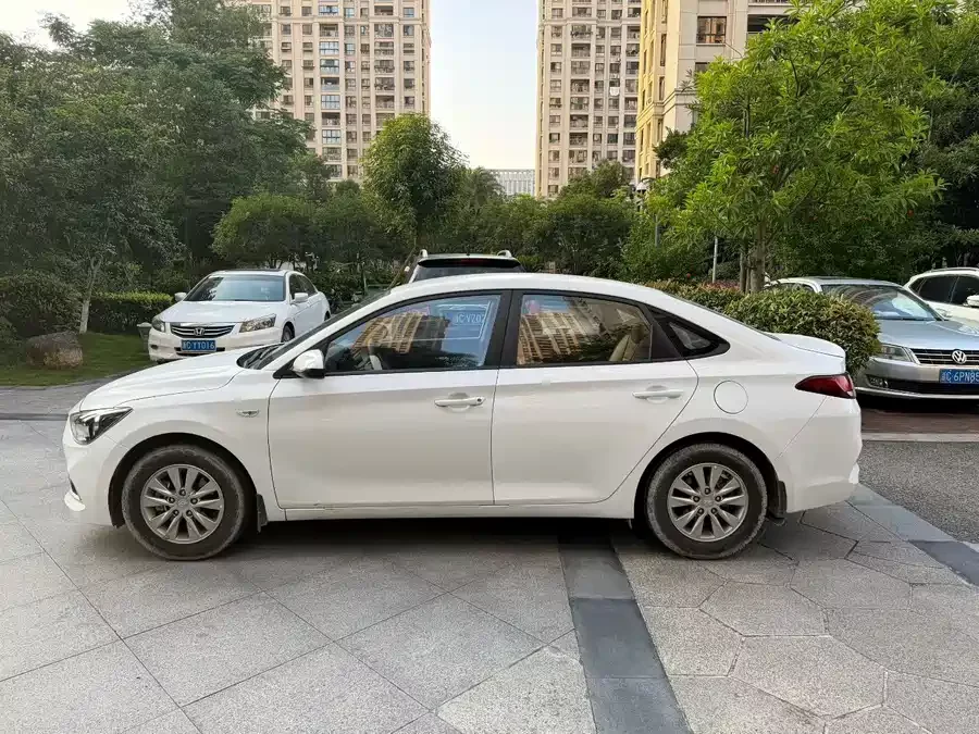 Hyundai Elantra / Celesta