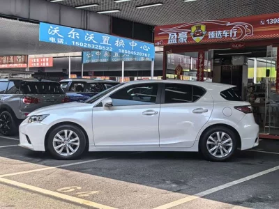 Lexus CT