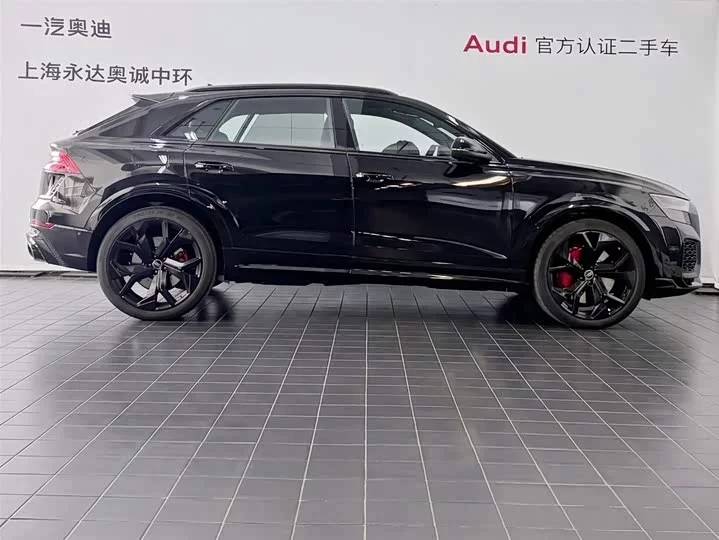 Audi RS Q8