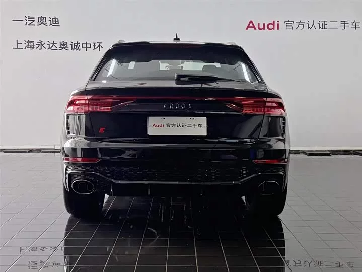 Audi RS Q8