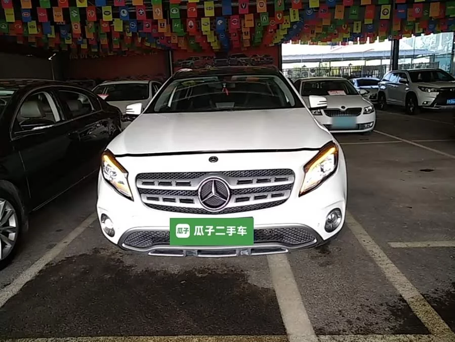 Mercedes Benz GLA