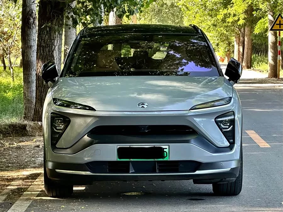 NIO ES6