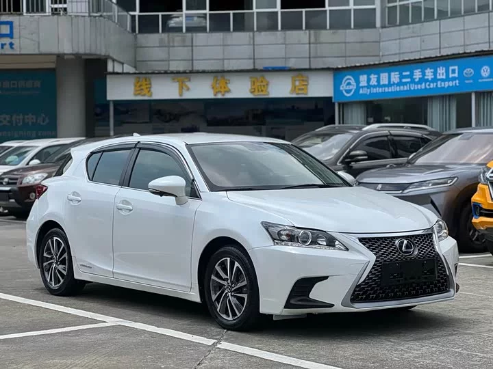 Lexus CT