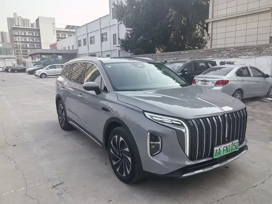 Hongqi HS7 PHEV