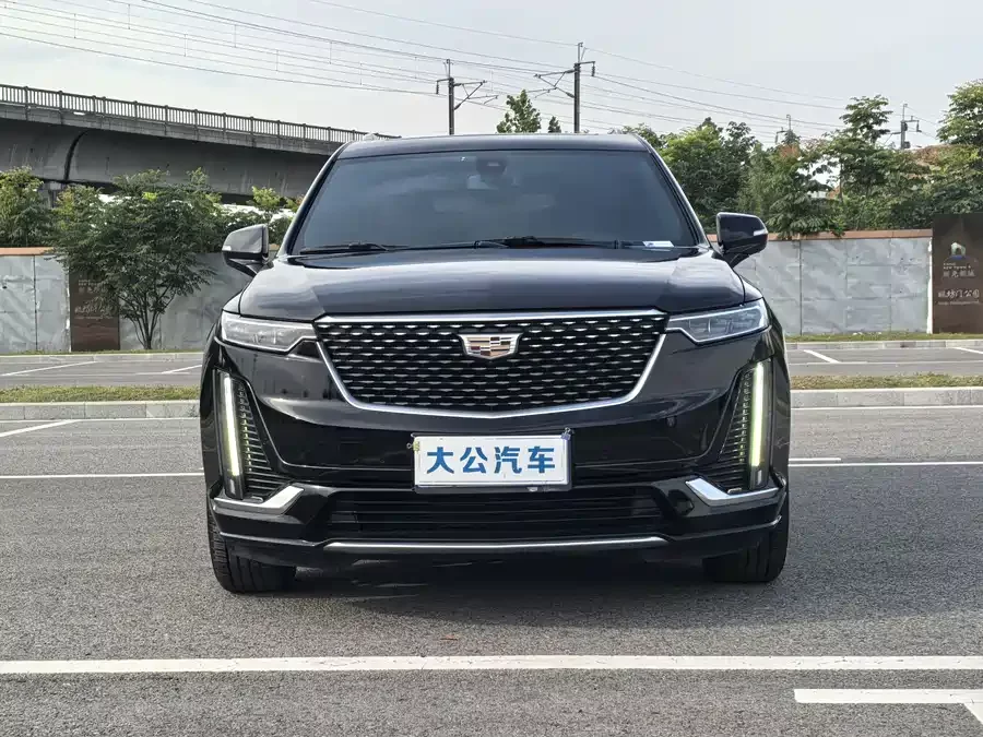 Cadillac XT6