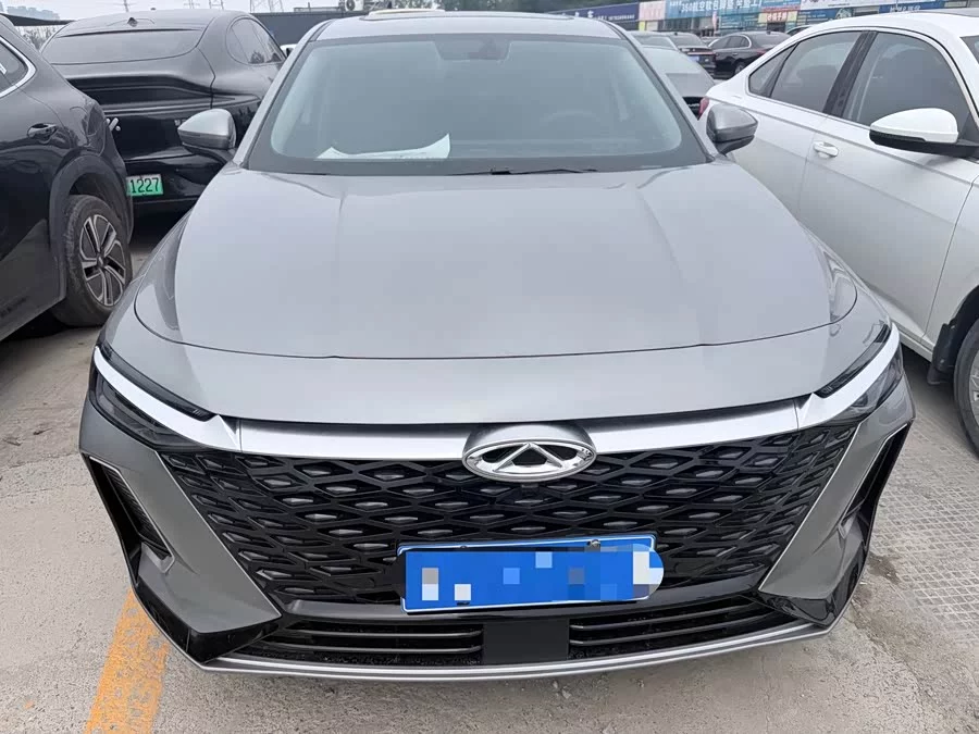 Chery Arrizo 8