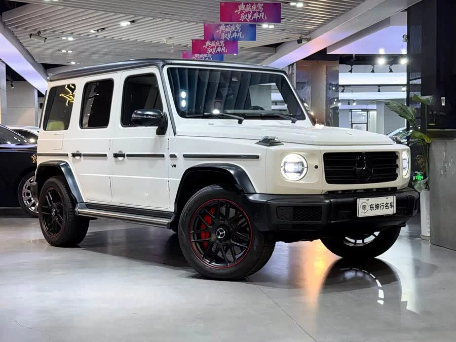 Mercedes Benz G-rated