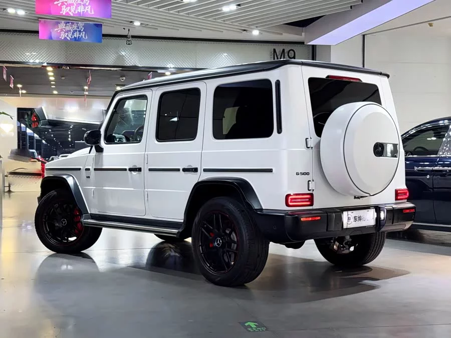 Mercedes Benz G-rated