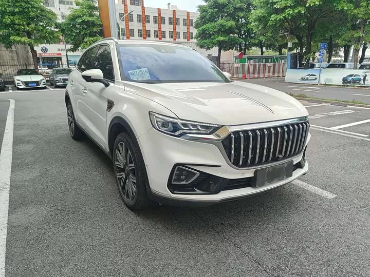 Hongqi HS5