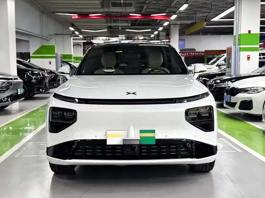 Xpeng G9