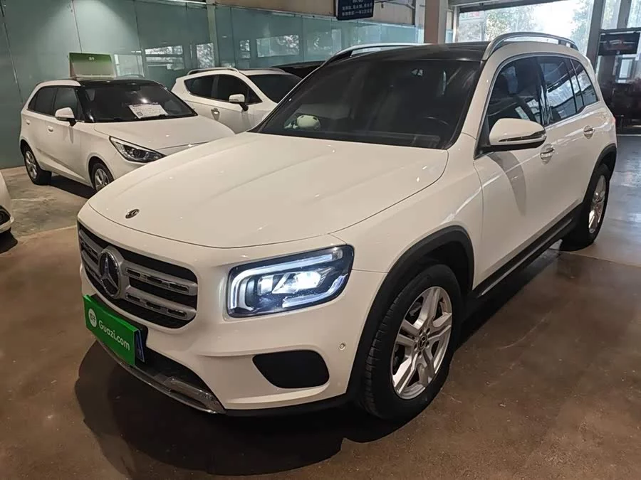 Mercedes Benz GLB