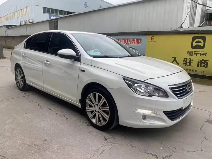 Peugeot 408