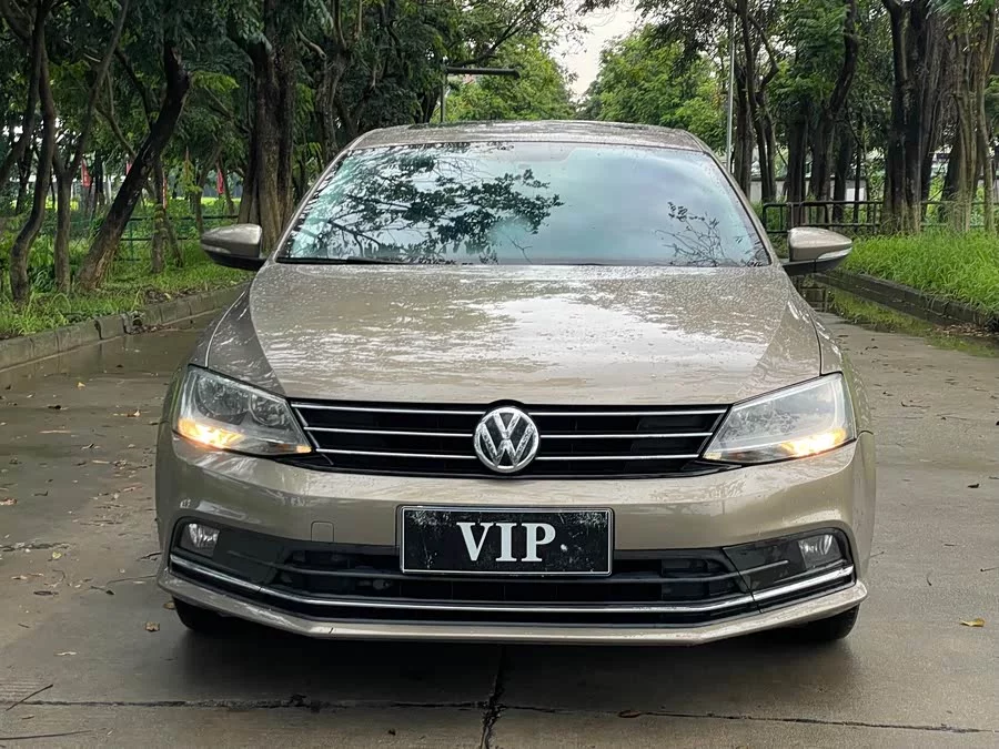 Volkswagen Sagitar
