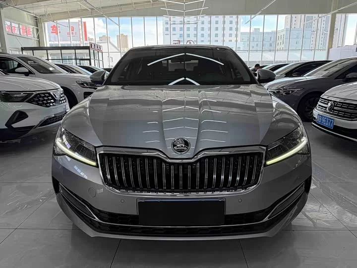 Skoda SuperB