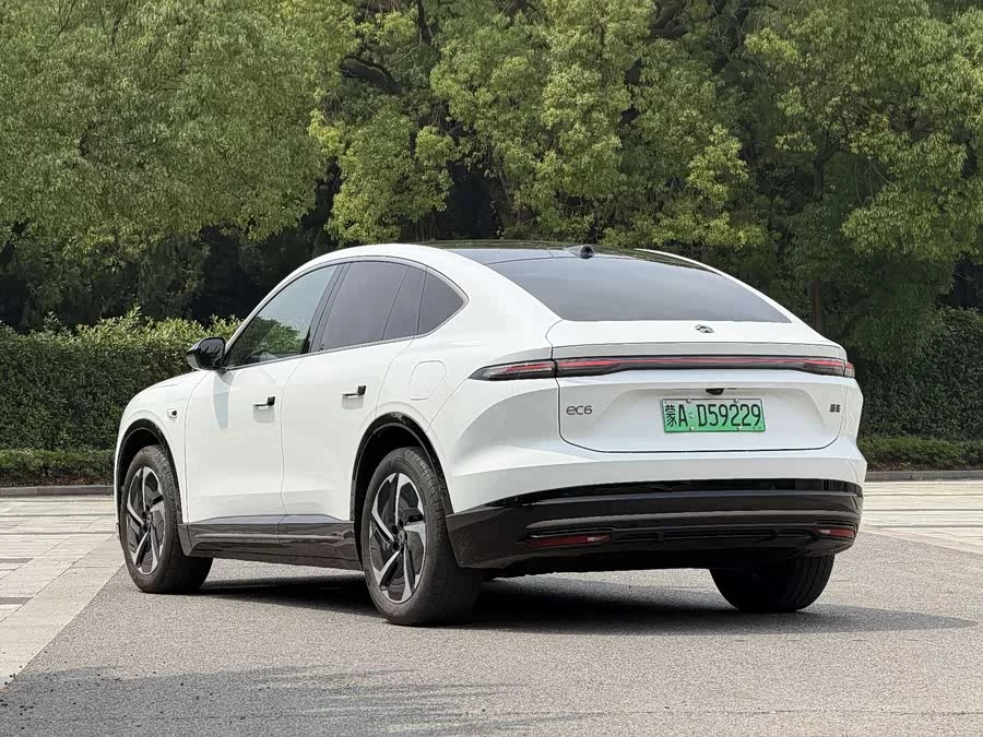 NIO EC6