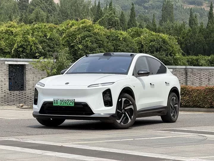 NIO EC6