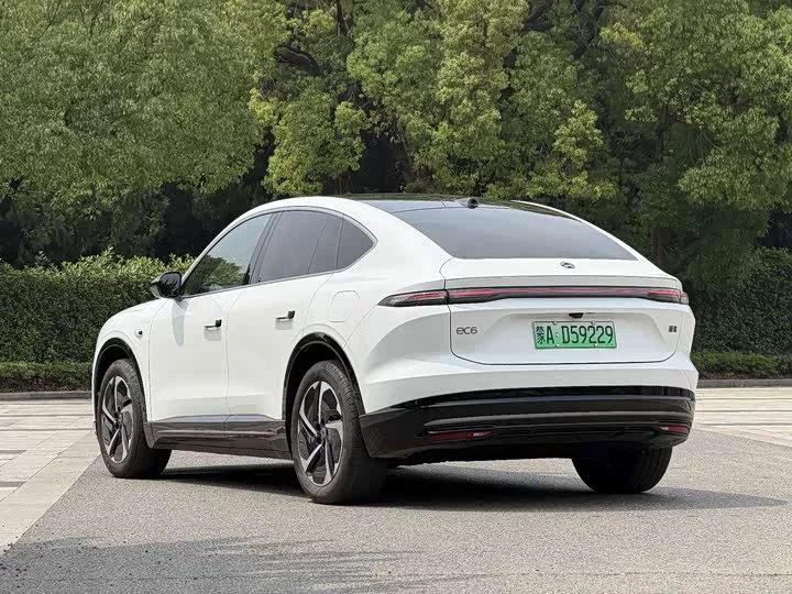 NIO EC6
